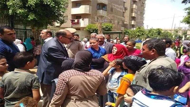 محافظ الفيوم يشارك المواطنين الإحتفال بعيد شم النسيم