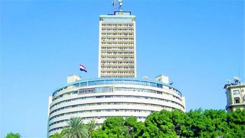 إذاعات وشاشات الوطنية للإعلام تحتفل بعيد العمال 