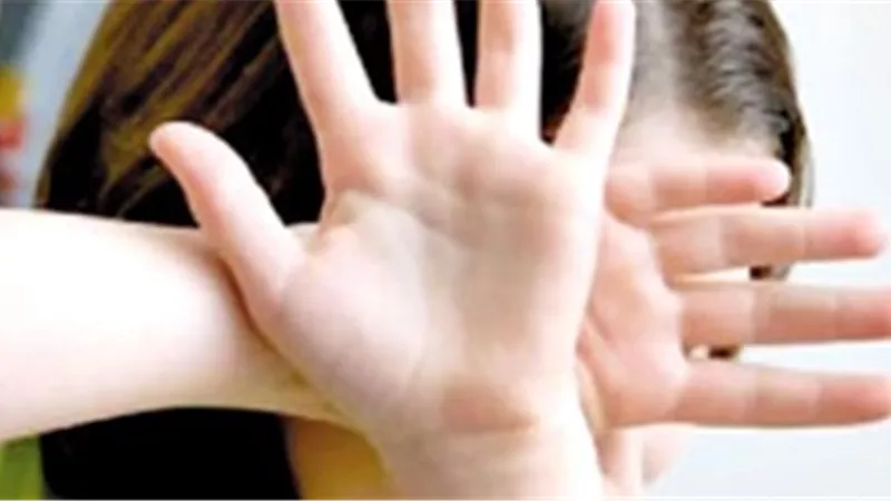 حبس صاحب مكتبة متهم بالاعتداء جنسيًا على طفلة ببولاق