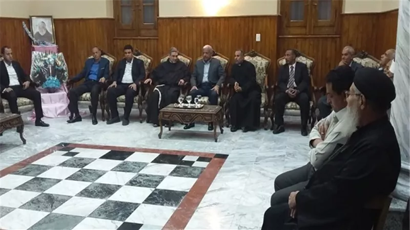 محافظ السويس يقدم واجب العزاء في وفاة راعي كنيسة الآباء الفرنسيسكان