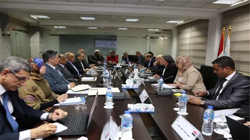 العصار وفؤاد وشعراوي والتراس يناقشون الملامح النهائية لمنظومة المخلفات الجديدة 