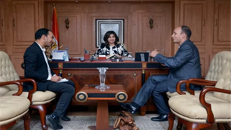 وزيرة الهجرة تستقبل مصري عضوا بالحزب الاشتراكي الألمانى