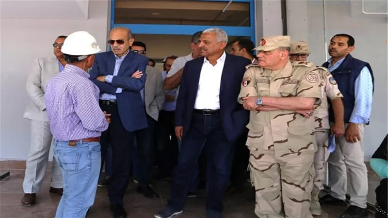 بالصور .. مساعد رئيس الجمهورية ووزير الشباب يتفقدون استاد السويس لمتابعة اعمال التطوير