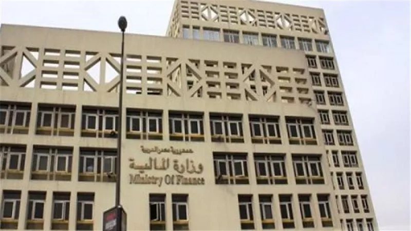 كشف حقيقة إشاعة خسارة مصر 10 مليارات جنيه سنوياً من الضرائب