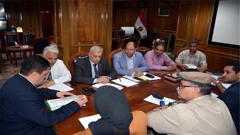 محافظ القليوبية يتابع إستعدادات المحافظة لإمتحانات الثانوية العامة