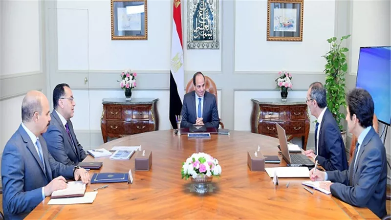 بسام راضي: الرئيس السيسي يجتمع مع رئيس الوزراء ووزير الاتصالات وتكنولوجيا المعلومات