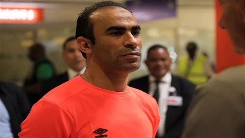 سيد عبد الحفيظ يغادر اجتماع أزمة مؤجلات الدوري