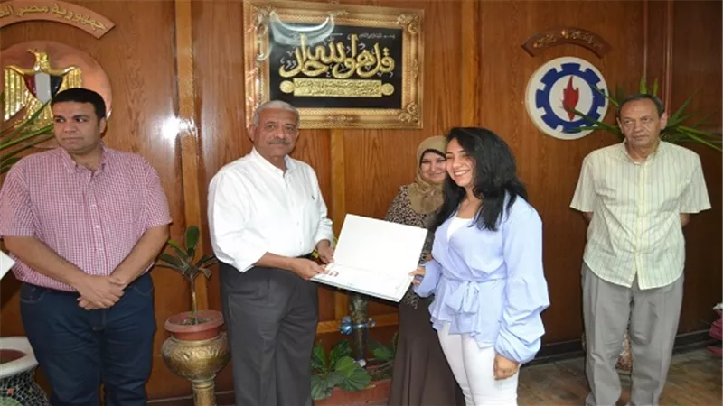 ننشر اسماء  العشرة الاوائل فى اعدادية السويس