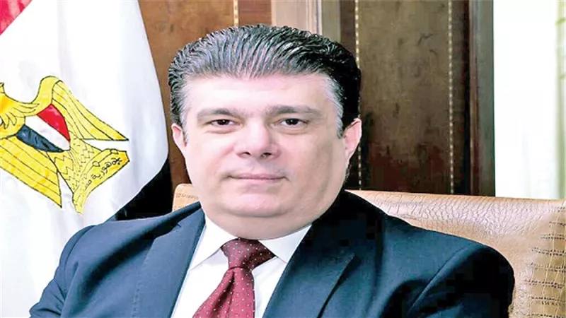 حسين زين يهنئ الاعلاميين بعيدهم الخامس والثمانين