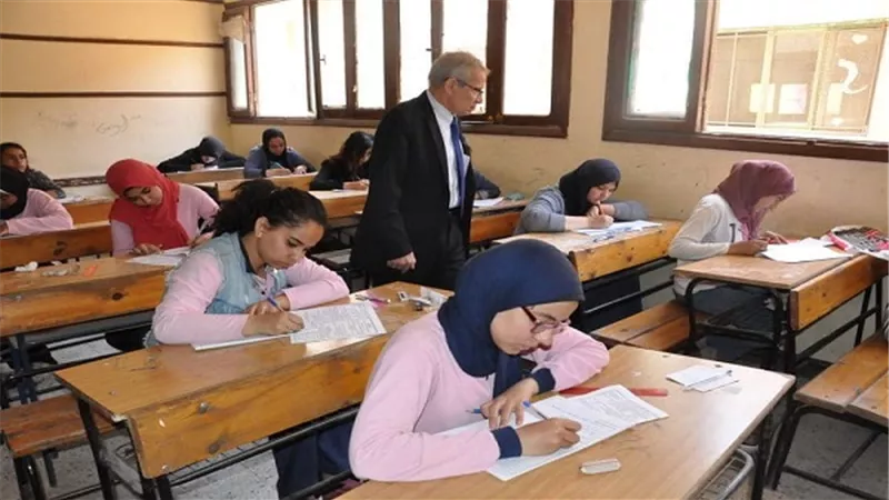 تقرير غرفة العمليات المركزية لامتحانات الدبلومات الفنية 