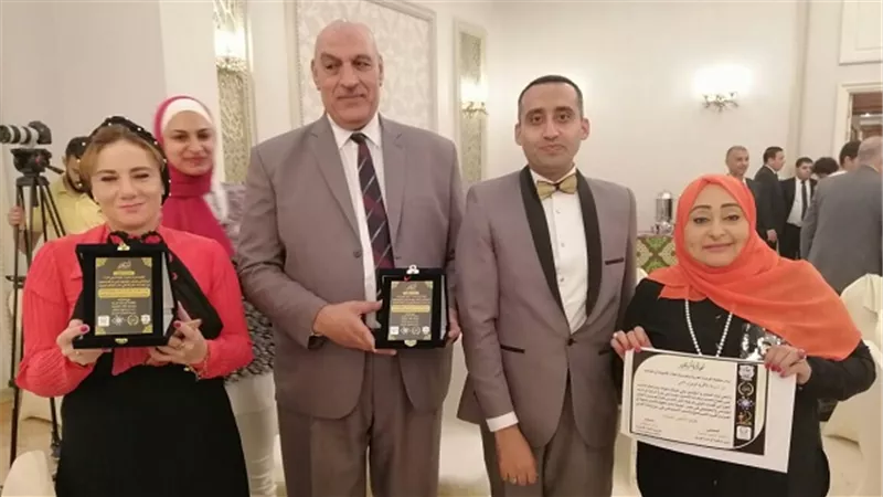 تكريم  المحامية سالى الجباس من منظمة الوحدة العربية وسط مشاهير المجتمع العربى