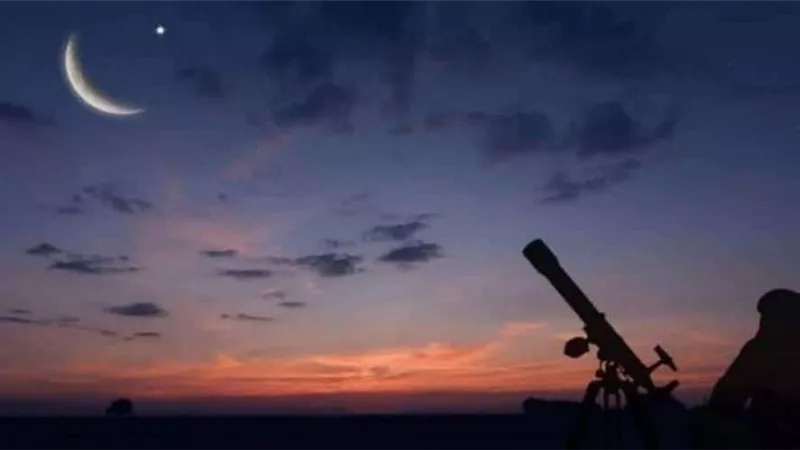 متى عيد الفطر المبارك.. الثلاثاء أم الأربعاء؟.. المراكز الفلكية تحدد موعدها.. ودار الإفتاء تعلق