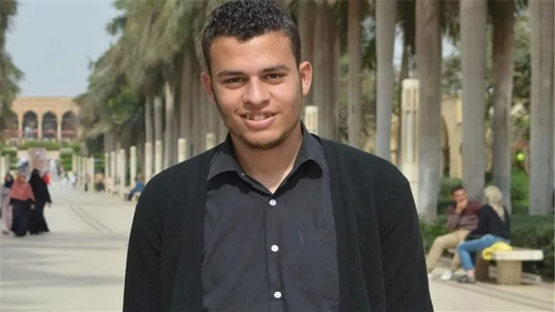 رئيس جامعة حلوان يتمنى الشفاء لمحمود بهجت ابن الجامعة المصاب بحادث الأوتوستراد