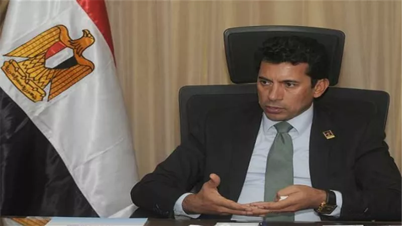وزير الشباب والرياضة يشيد بجهود السوايسة فى استقبال امم افريقية