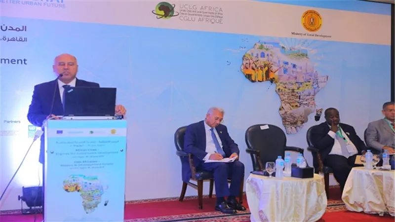 وزير النقل: التجربة المصرية في مجال المشروعات القومية ومشروعات البنية التحتية تجربة عملاقة