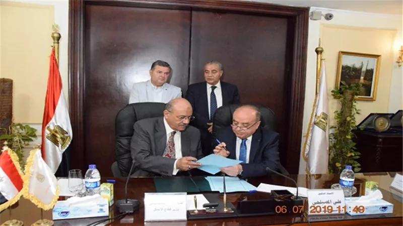 توقيع بروتوكول تعاون مشترك بين وزارتي التموين والتجارة الداخلية ووزارة قطاع الأعمال العام