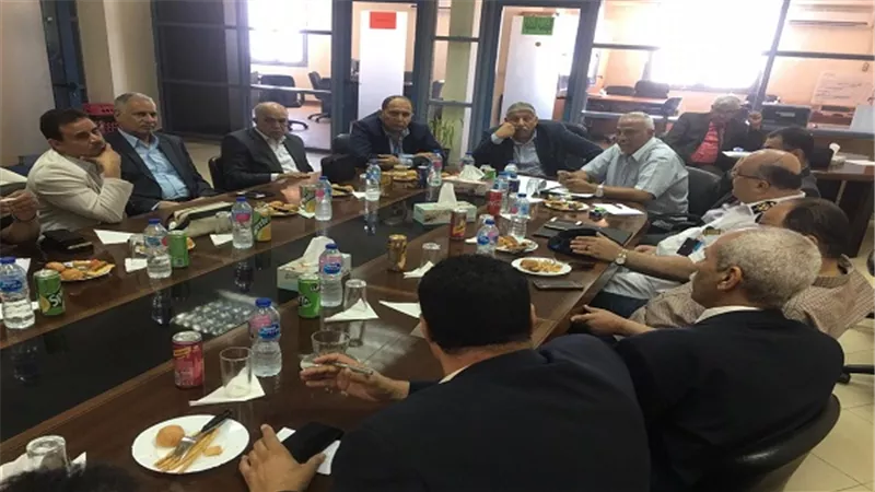 رئيس موانىء البحر الاحمر يبحث استعدادات موسم الحج البرى بميناء نويبع
