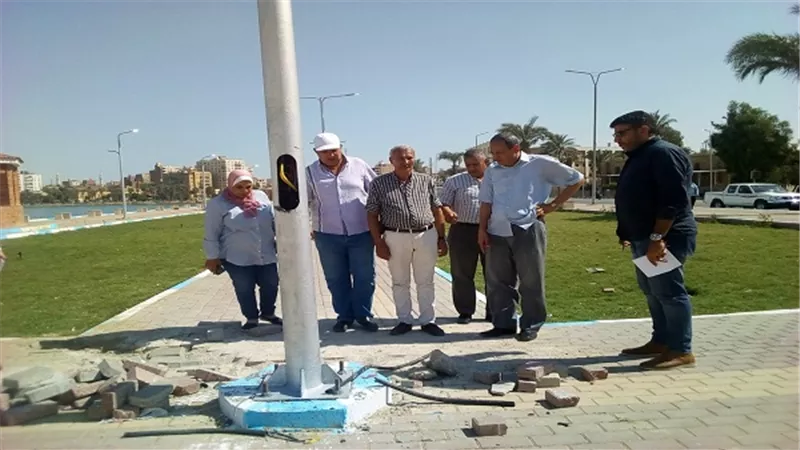 سكرتير عام محافظة السويس يتفقد حديقة السوايسة 2