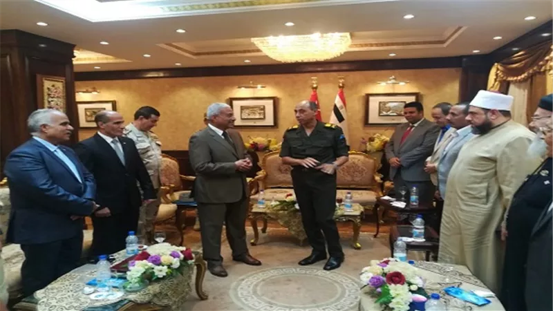 محافظ السويس يهنىء اللواء خالد قناوي لقيادة الجيش الثالث الميداني