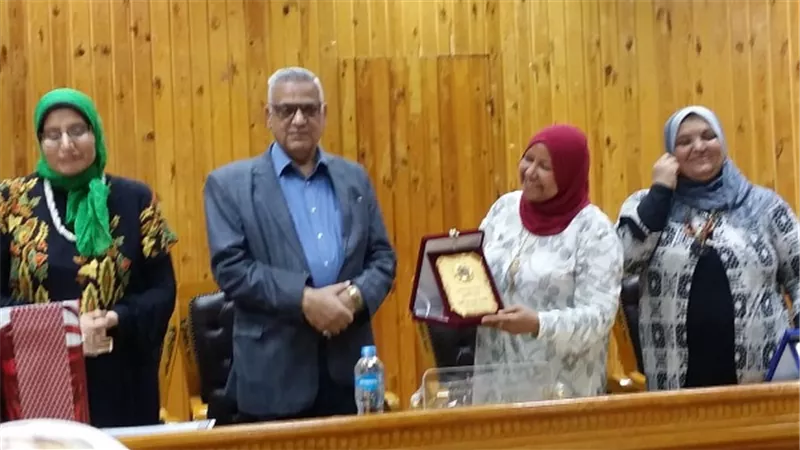 تكريم فريق توجيه عام الإقتصاد المنزلى