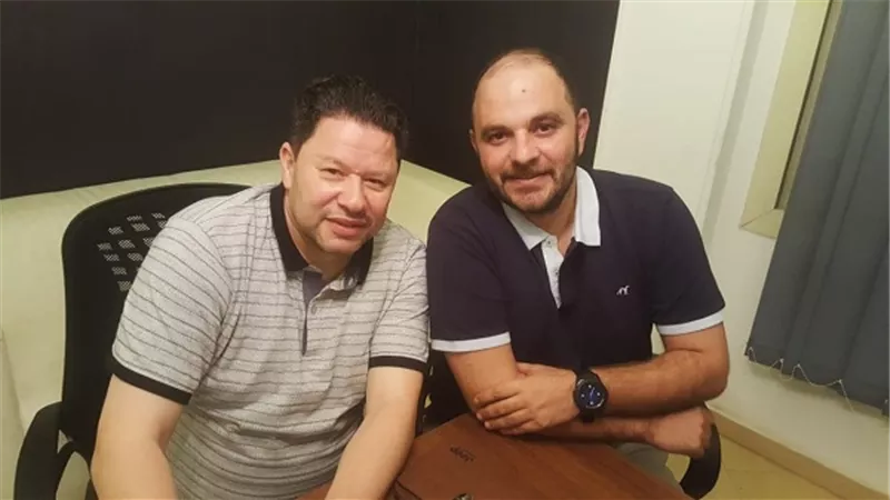 رضا عبدالعال يتعاقد مع 