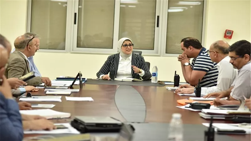 وزيرة الصحة: تعظيم الاستفادة من دور القطاع الخاص في منظومة التأمين الصحي الشامل الجديد