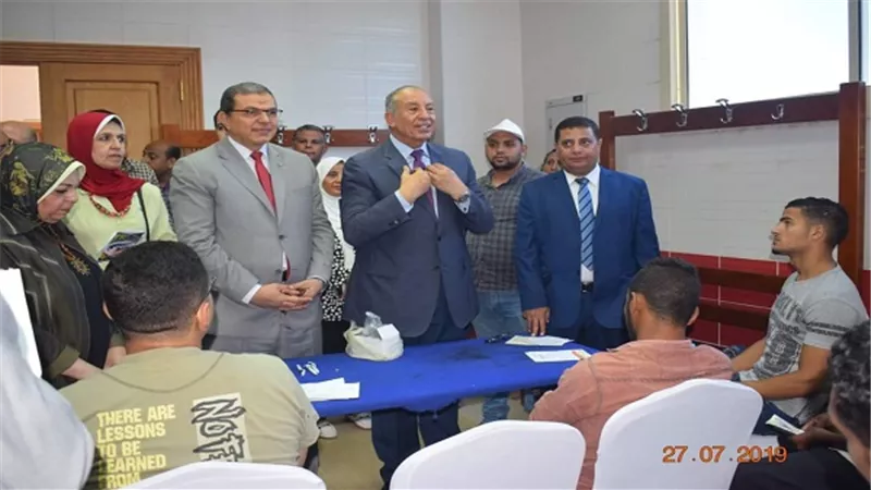 محافظ البحر الأحمر: ملتقي توظيف الشباب بالغردقة يوفر اكثر من 3000 فرصة عمل لأبنائنا 