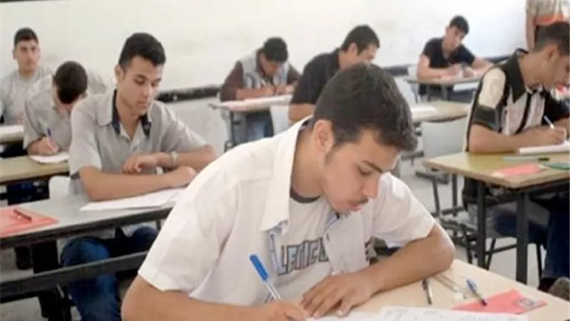 تقرير غرفة العمليات المركزية لامتحانات الدور الثاني للدبلومات الفنية