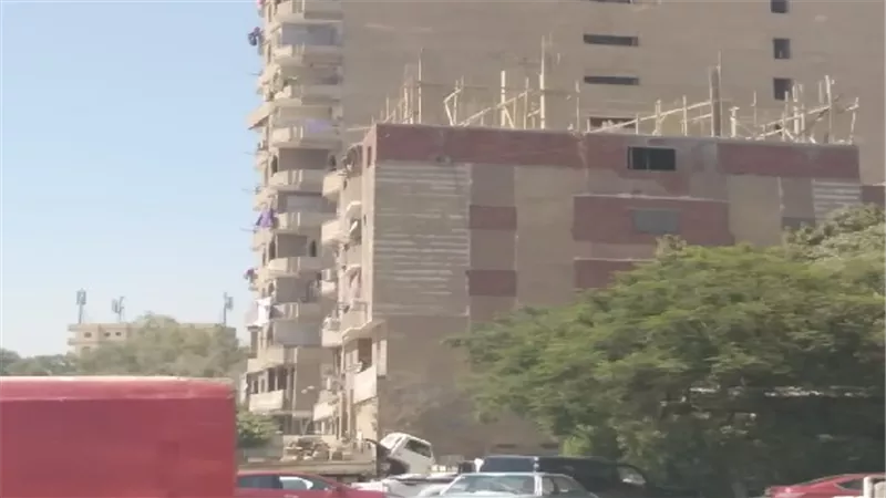 إيقاف أعمال مبانى مخالفة بالمعادى الجديدة