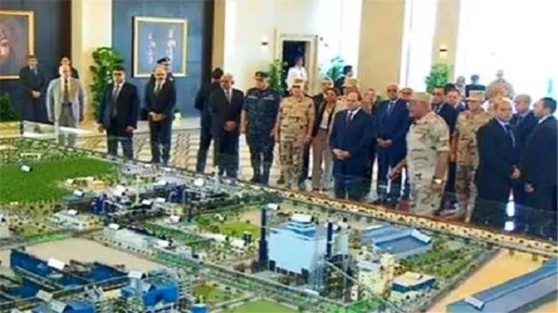 السيسي يأمر ببدء العمل الفوري بتطوير طريق 