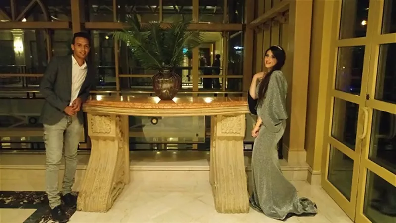 تهنئة من القلب.. مبروك للعروسين