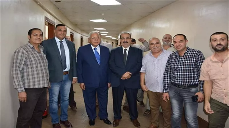 شاروبيم يهنئ العاملين بديوان عام محافظة الدقهلية بعيد الأضحى المبارك