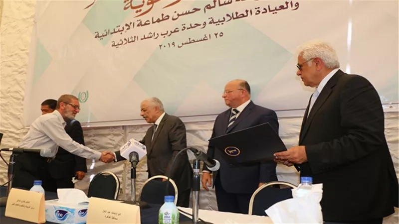 وزير التعليم ومحافظ القاهرة يفتتحان مدرسة سالم حسن طماعة الابتدائية بحلوان بعد انتهاء أعمال تطويرها