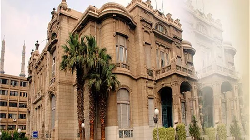 وفد طلابي من جامعة عين شمس في زيارة لمصنع ٢٠٠ الحربي