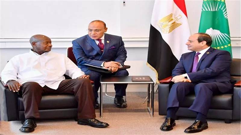 الرئيس السيسي يلتقي مع رئيس جمهورية أوغندا