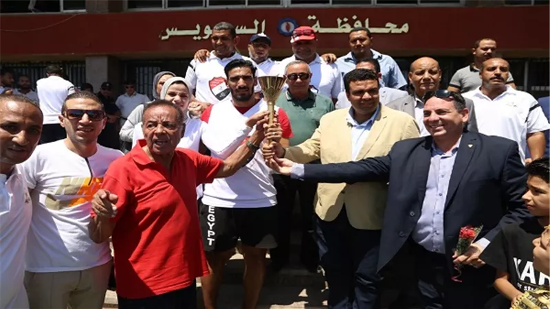 شعلة دوري الشركات تصل للسويس وتتجه للإسماعيلية وتستقر فى بورسعيد