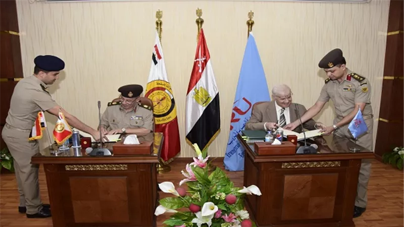 كلية الطب بالقوات المسلحة توقع بروتوكلات تعاون مع الجامعة البريطانية والجامعة المصرية الروسية 