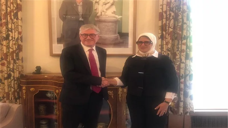 وزيرة الصحة: بحث اعتماد شهادات الزمالة المصرية من الكلية الملكية البريطانية