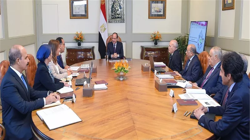 تفاصيل اجتماع الرئيس السيسي لمتابعة خطة إدارة المخلفات الصلبة وبرنامج تنمية الصعيد