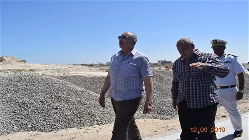 محافظ البحر الأحمر يتابع تطور الأعمال بسوق الغردقة الجديد