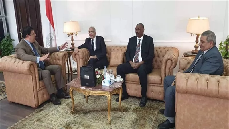 حسين زين يلتقى رئيس اتحاد إذاعات الدول الاسلامية
