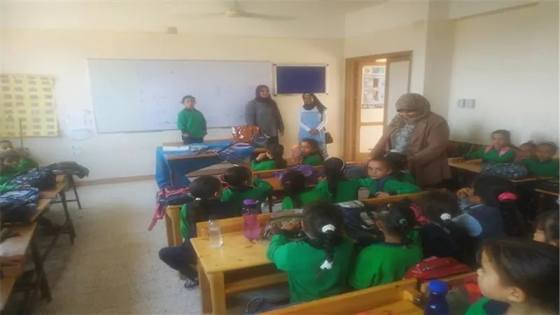 مدير تعليم السويس تتفقد عدد من المدارس إستعدادا للعام الدراسى الجديد