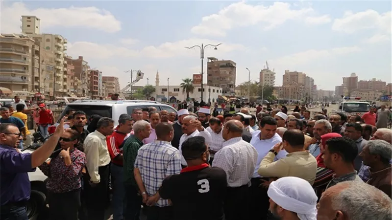 محافظ السويس يتفقد ميدان الأربعين ويطالب أجهزتة بنظافة الميدان