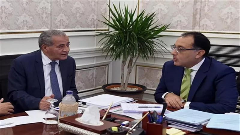 رئيس الوزراء يتابع خطوات تأسيس بورصة السلع المصرية