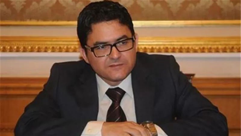 سرق ونهب خيرات مصر.. 