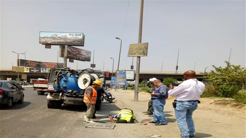 رئيس حى البساتين: تطهير بالوعات المطر بنفق كارفور وامام المحطة العسكرية بطريق الاتوستراد