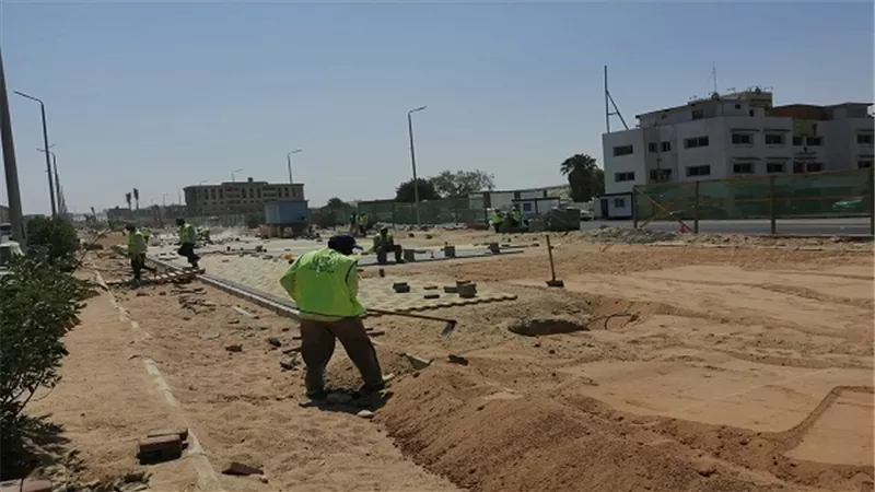 شوارع الغردقة في ثوبها الجديد.. رصف وتطوير طريق الحجاز