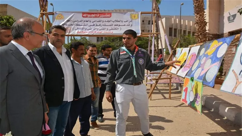 رئيس جامعة الزقازيق يواصل جولاته اليوم ويلتقى طلاب كلية الصيدلة