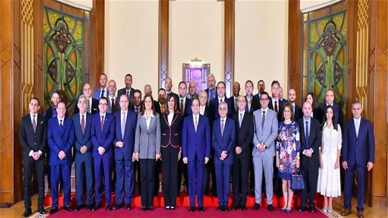  الرئيس السيسي يستقبل وفداً من المستثمرين المصريين بالخارج