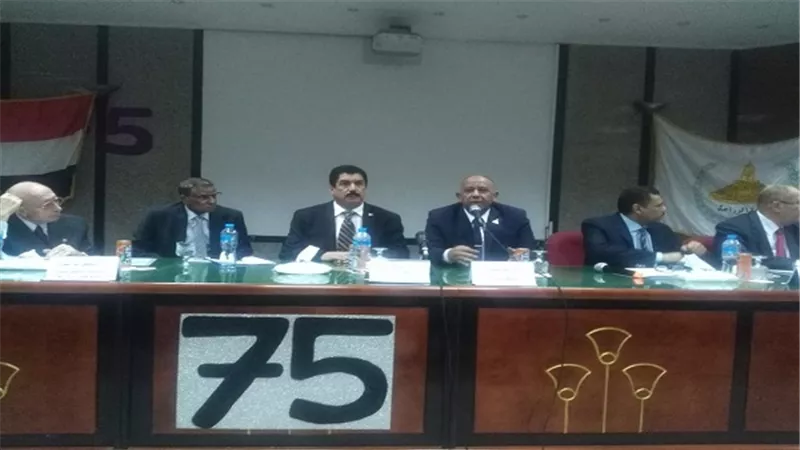 زراعة عين شمس تناقش 